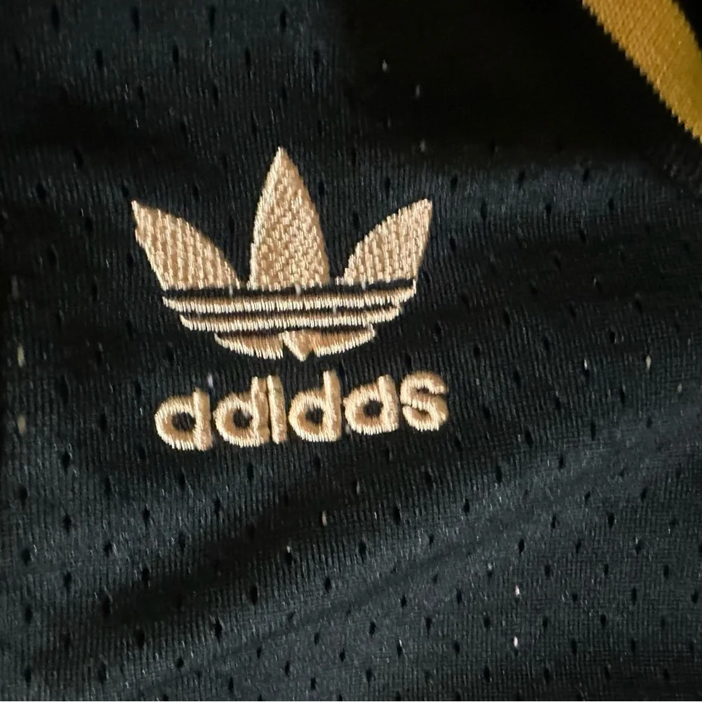 Adidas Men Los Angeles Lakers Kobe Bryant Limited Edition Sz Medium